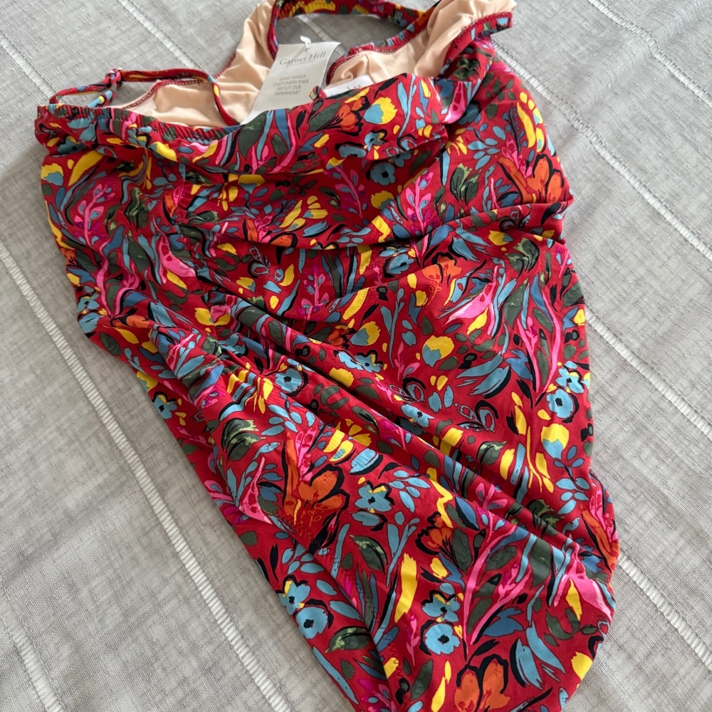 Garnet Hill Womans Bathing Suit